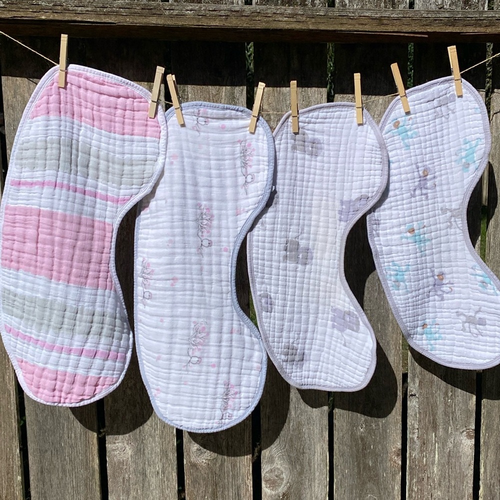 aden + anais 100% Cotton Muslin Burpy Bib (bundle of 4)